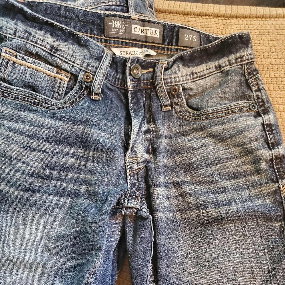 BKE Carter straight leg 27s